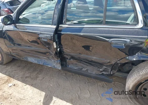 2010 Ford Crown Victoria Police/Police Interceptor из США, поврежденный, VIN 2FABP7BV1AX139942